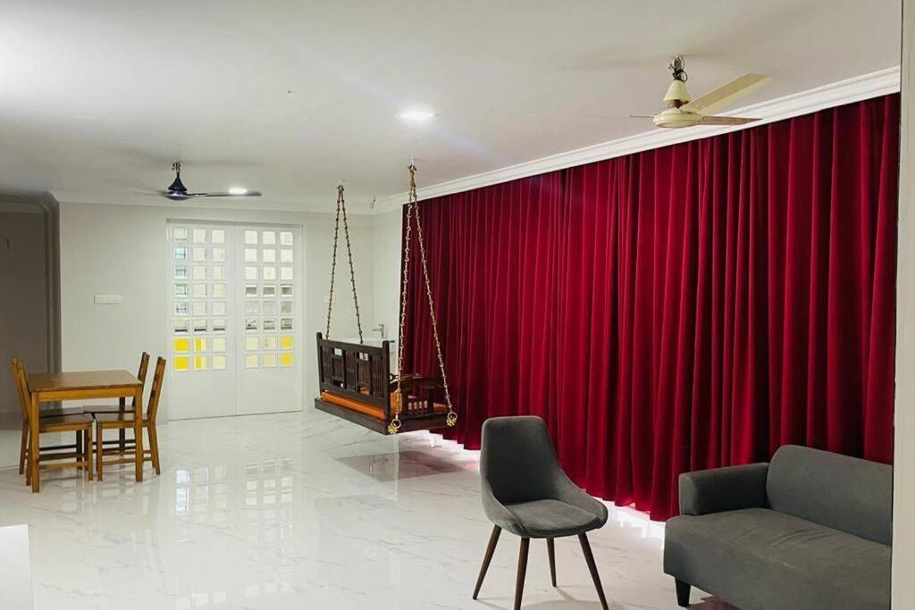Rajamandiram 3Bhk Ac Apartment In Trivandrum Central 特里凡得琅 外观 照片
