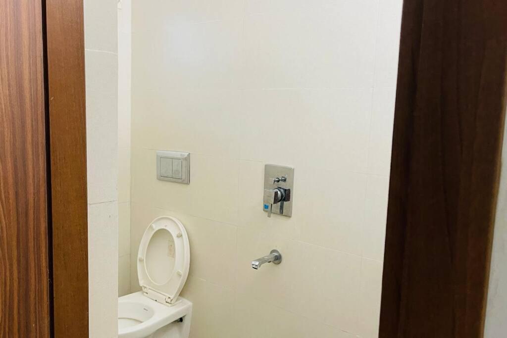 Rajamandiram 3Bhk Ac Apartment In Trivandrum Central 特里凡得琅 外观 照片
