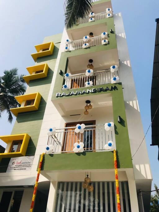 Rajamandiram 3Bhk Ac Apartment In Trivandrum Central 特里凡得琅 外观 照片